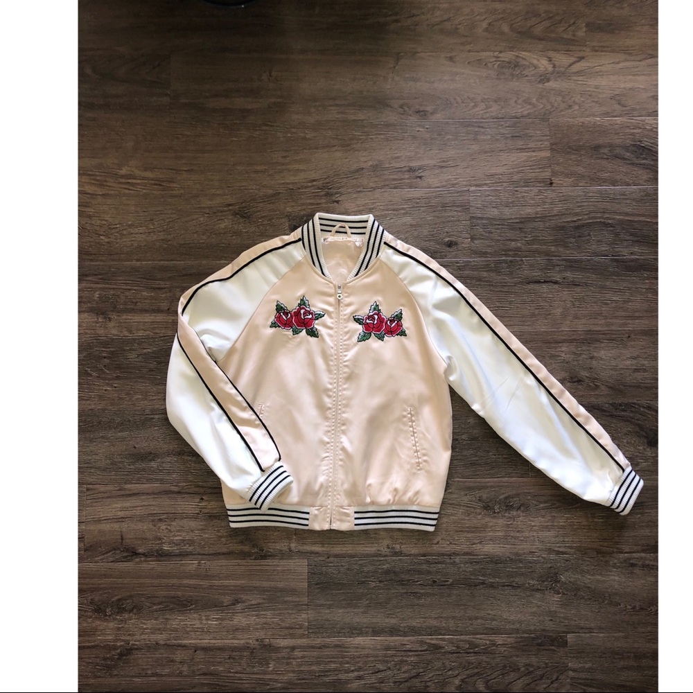 Chelsea & Violet Roses Jacket - Picture 2 of 10